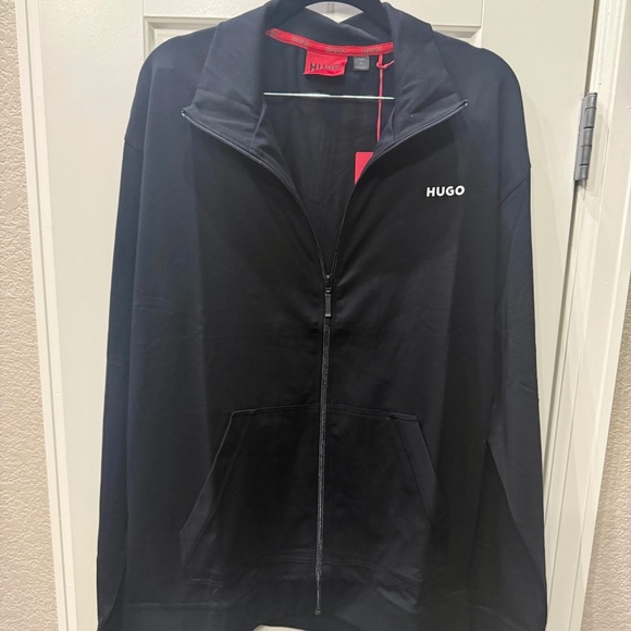 Hugo Boss  zip up Jacket *Size L * NWT - Picture 1 of 3